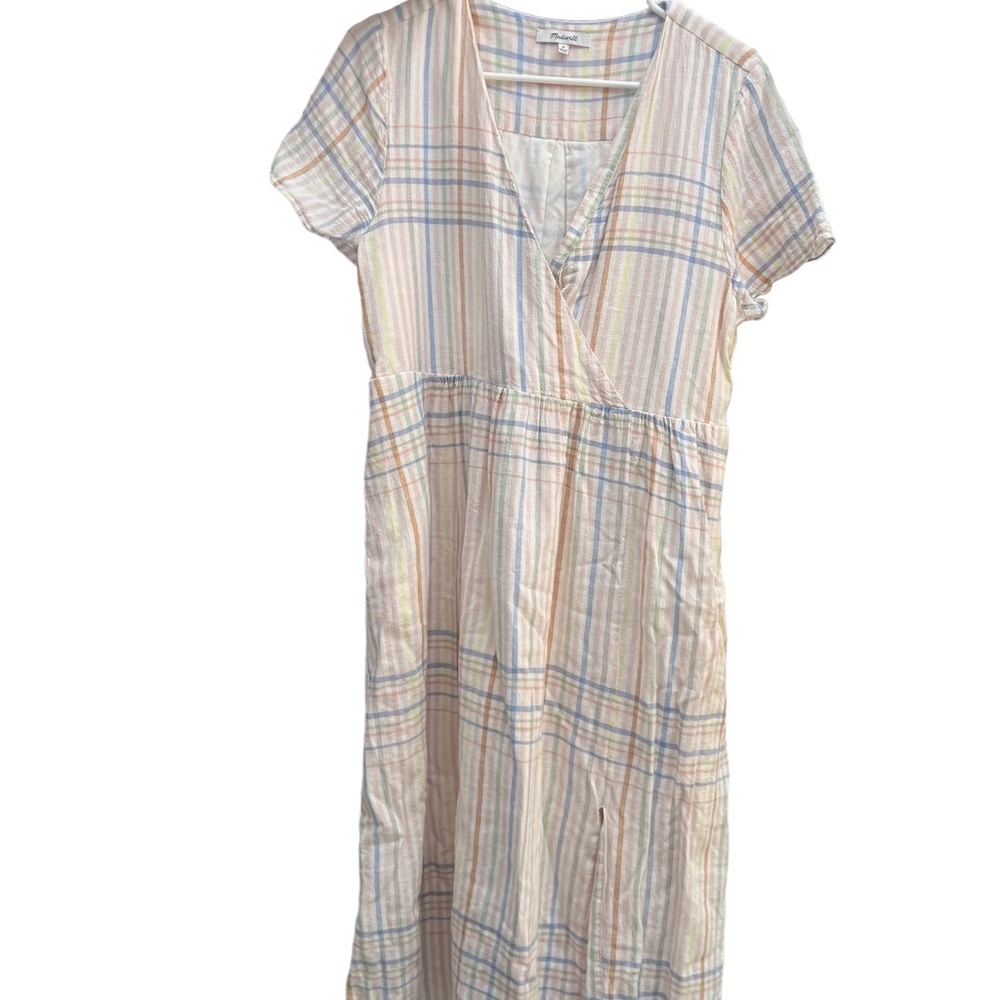 Madwell flowey dress fits like an large-XL but medium
